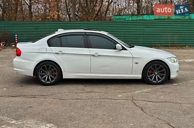 Седан BMW 3 Series 2011 в Харькове