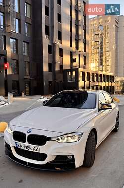 Седан BMW 3 Series 2017 в Киеве