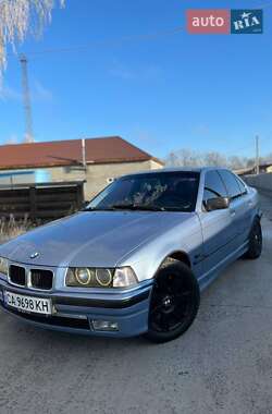 Седан BMW 3 Series 1995 в Золотоноше