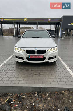 Седан BMW 3 Series 2015 в Виннице