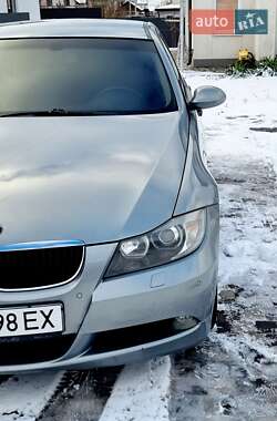 Седан BMW 3 Series 2005 в Киеве