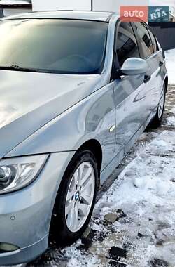 Седан BMW 3 Series 2005 в Киеве