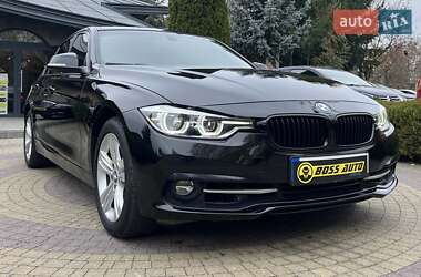 Седан BMW 3 Series 2016 в Львові