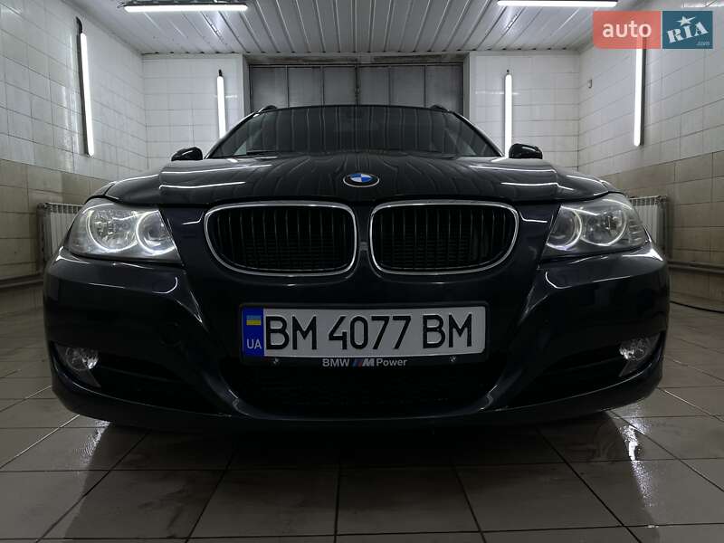 Универсал BMW 3 Series 2010 в Сумах