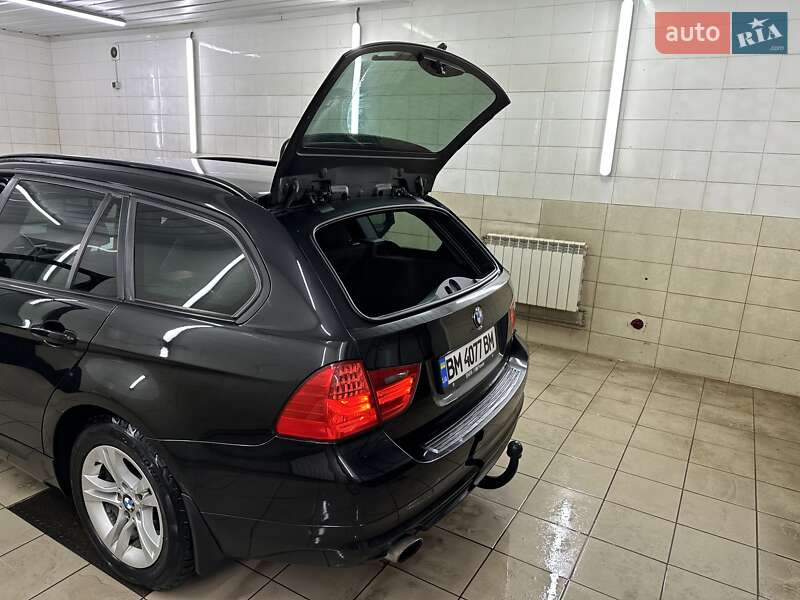 Универсал BMW 3 Series 2010 в Сумах