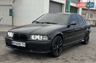 Седан BMW 3 Series 1995 в Одесі