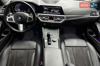 Седан BMW 3 Series 2022 в 