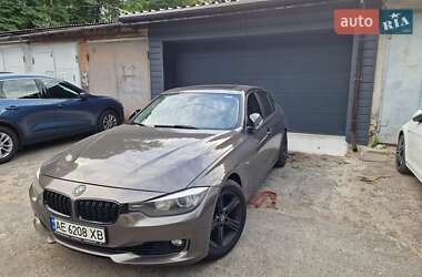 Седан BMW 3 Series 2014 в Дніпрі