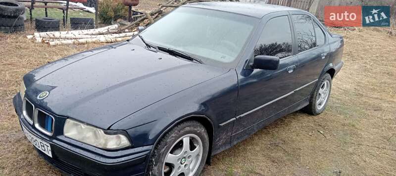 Седан BMW 3 Series 1993 в Чернигове