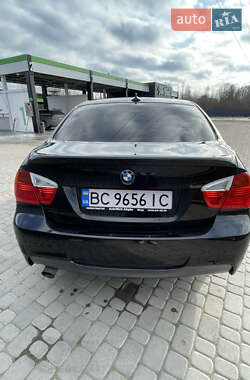 Седан BMW 3 Series 2007 в Великих Мостах