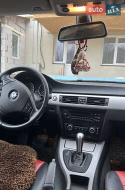 Седан BMW 3 Series 2007 в Золочеві