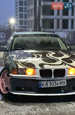 Седан BMW 3 Series 1996 в Киеве