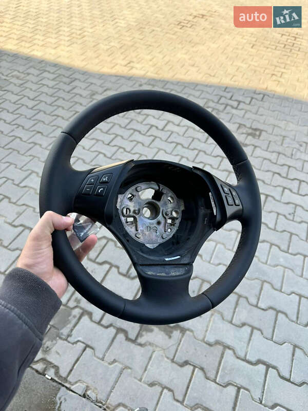 Седан BMW 3 Series 2010 в Черновцах