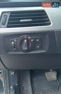 Седан BMW 3 Series 2005 в 