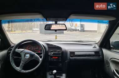 Седан BMW 3 Series 1997 в Хмельницькому