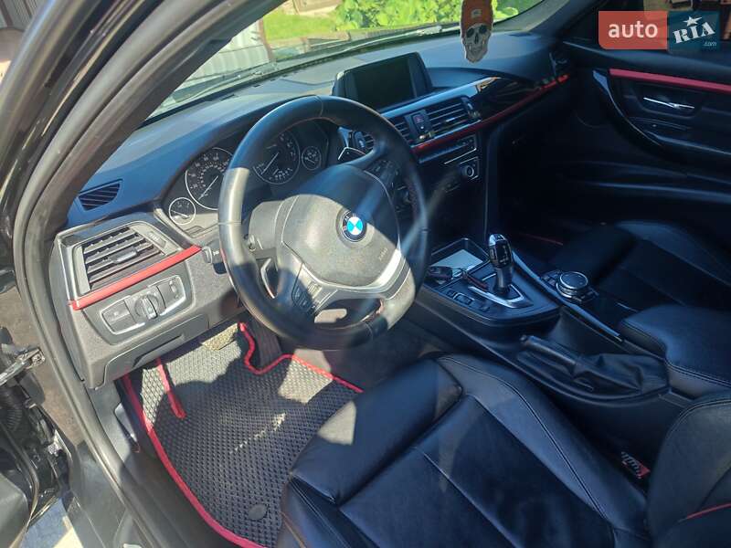 Седан BMW 3 Series 2014 в Умани
