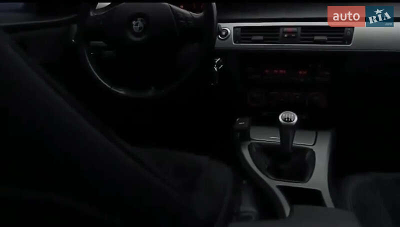 Седан BMW 3 Series 2006 в Страбичевом