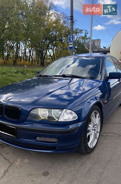 Седан BMW 3 Series 2001 в Володимирі