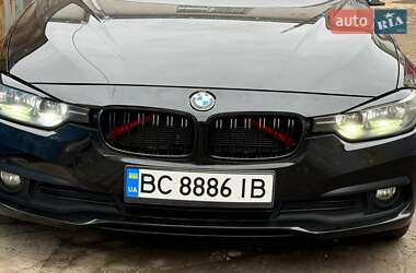 Седан BMW 3 Series 2016 в Львові