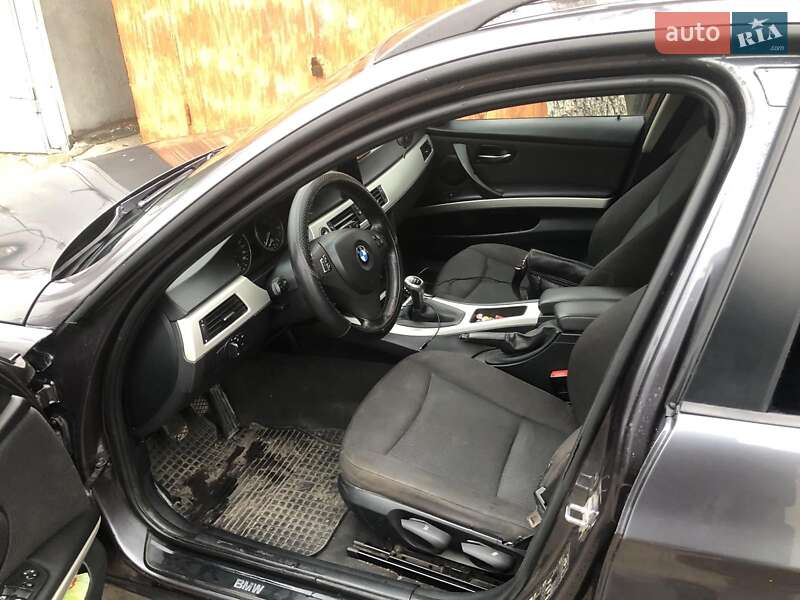 Универсал BMW 3 Series 2006 в Одессе