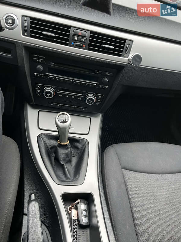 Универсал BMW 3 Series 2007 в Вышгороде фото 13 Универсал BMW 3 Series 2007 в Вышгороде