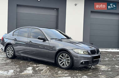 Седан BMW 3 Series 2008 в Ивано-Франковске