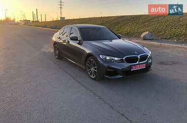 Седан BMW 3 Series 2019 в Дніпрі