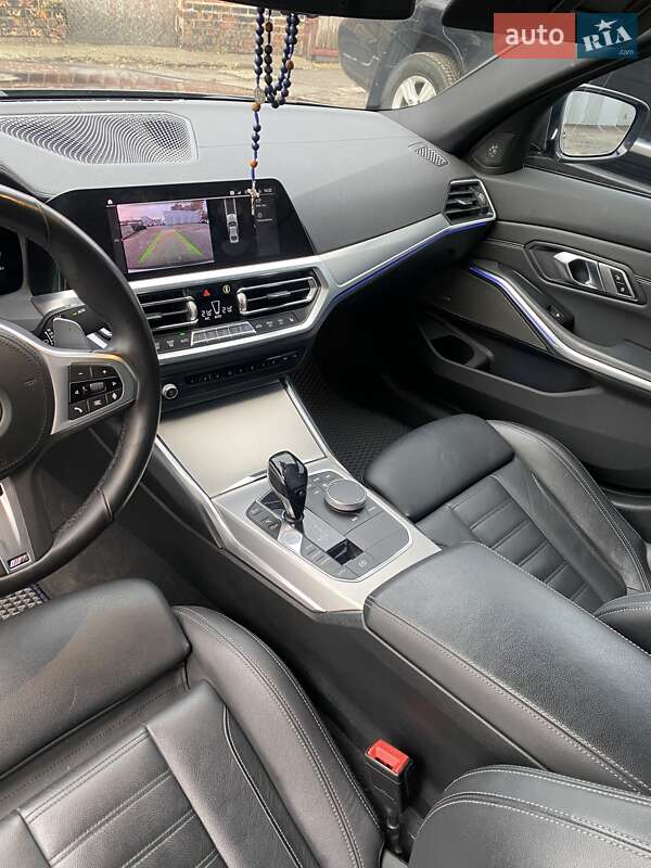 Седан BMW 3 Series 2019 в Полтаві