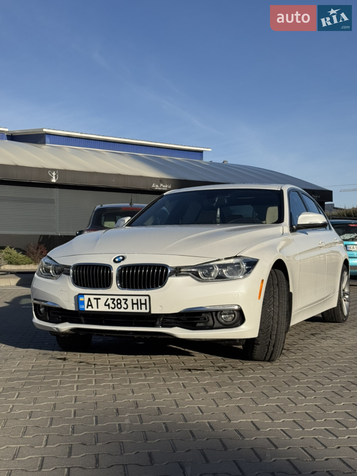 BMW 3 Series 2017 VIN WBA8B9G36HNU55660 фото оголошення 4 з 17