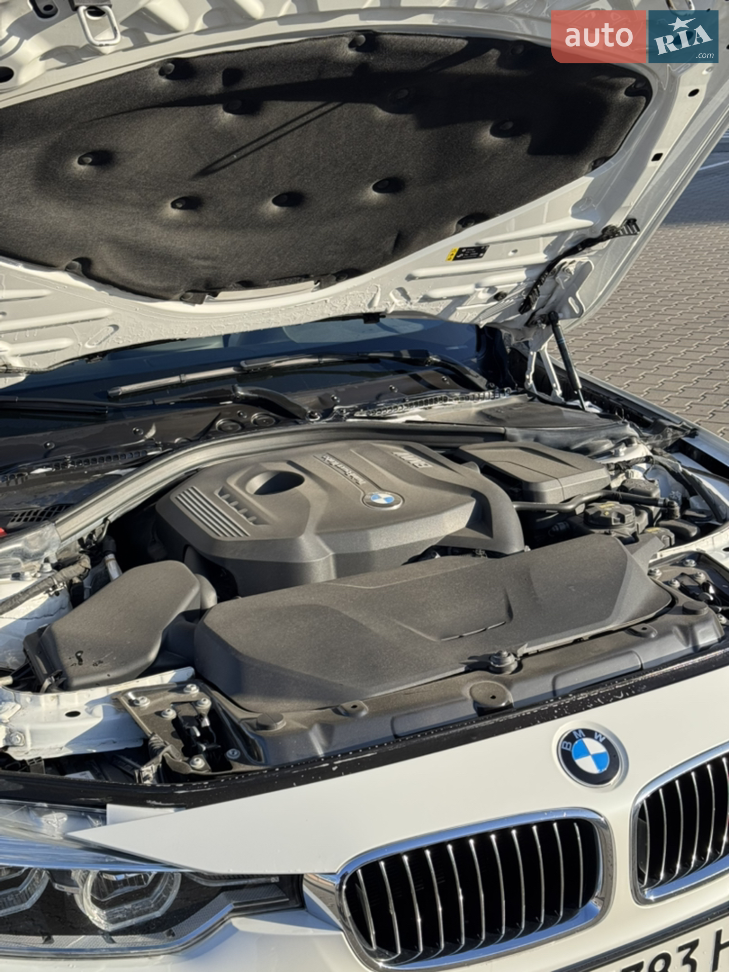 BMW 3 Series 2017 VIN WBA8B9G36HNU55660 фото оголошення 11 з 17
