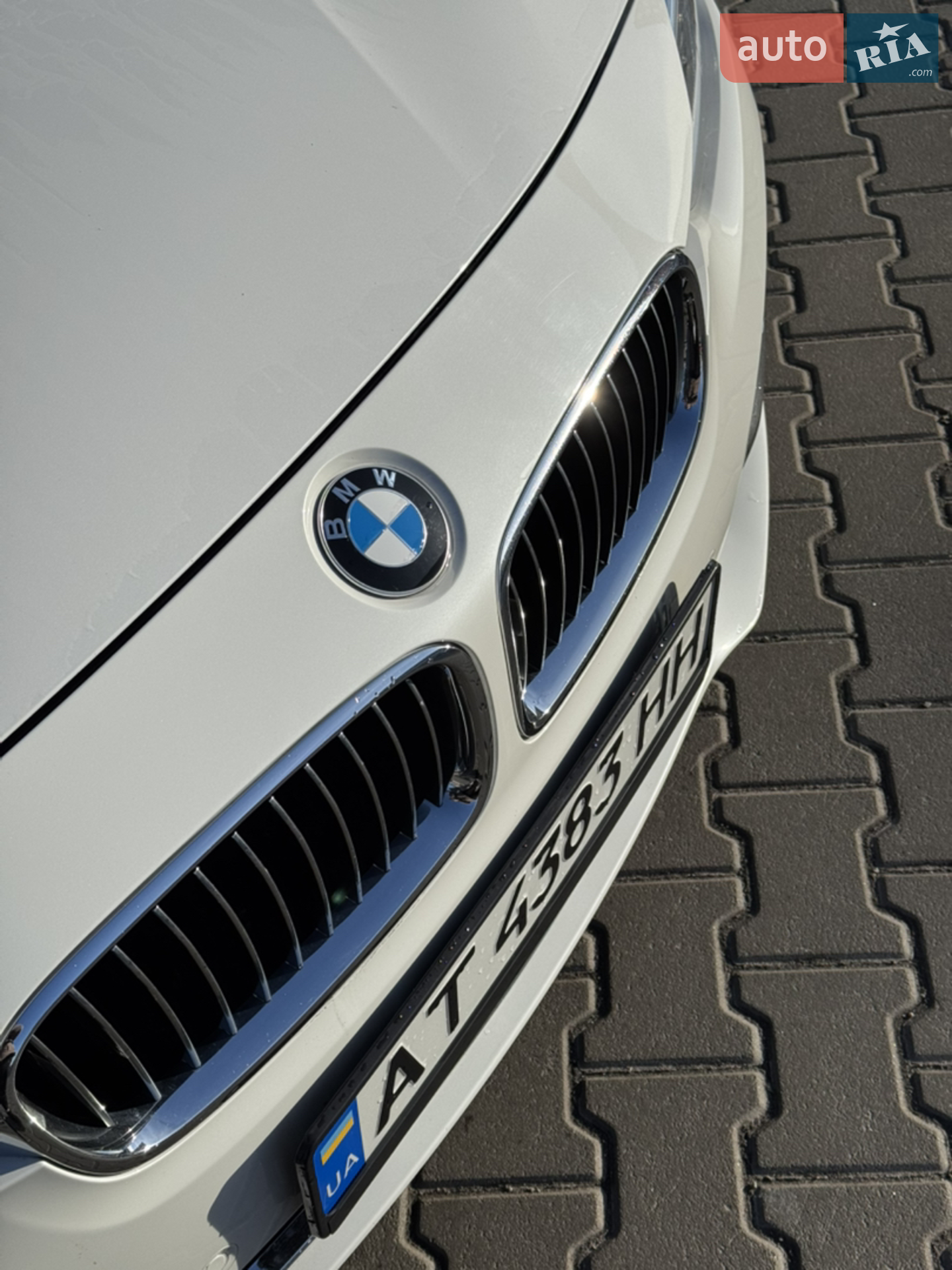 BMW 3 Series 2017 VIN WBA8B9G36HNU55660 фото оголошення 14 з 17