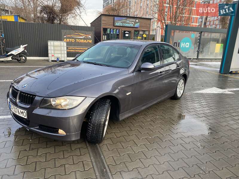 Седан BMW 3 Series 2006 в Києві