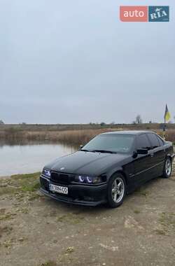 Седан BMW 3 Series 1996 в Чернігові