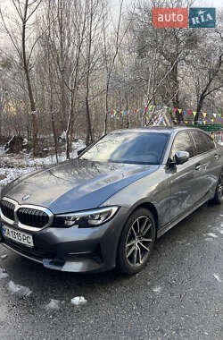 Седан BMW 3 Series 2022 в Києві