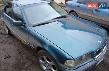 Седан BMW 3 Series 1994 в Полтаві