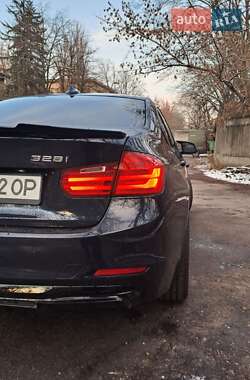 Седан BMW 3 Series 2014 в Киеве