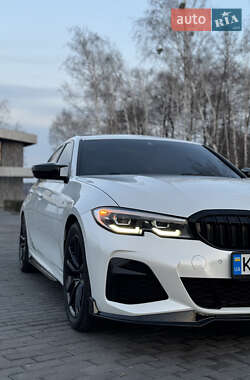 Седан BMW 3 Series 2020 в Буче