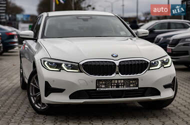 Седан BMW 3 Series 2020 в 