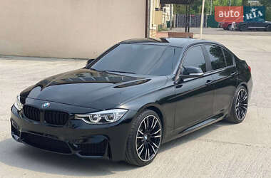 Седан BMW 3 Series 2014 в Львові