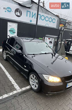 Седан BMW 3 Series 2006 в Полонному