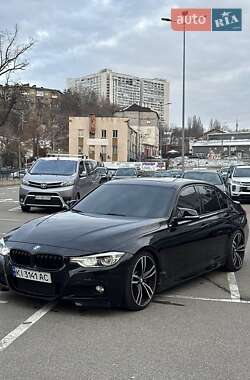 Седан BMW 3 Series 2015 в Киеве