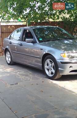 Седан BMW 3 Series 2003 в Брусилове