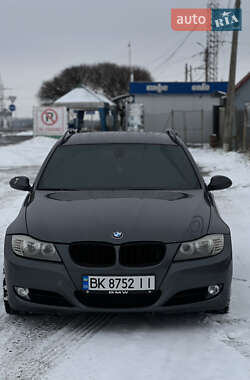 Універсал BMW 3 Series 2005 в Рівному