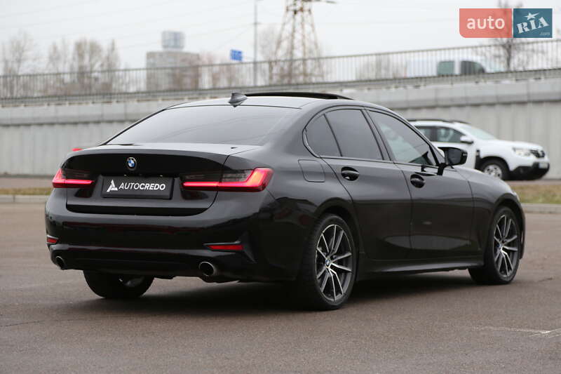 Седан BMW 3 Series 2019 в Києві