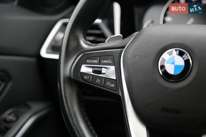 Седан BMW 3 Series 2019 в Києві