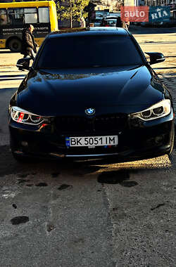 Седан BMW 3 Series 2011 в Ровно