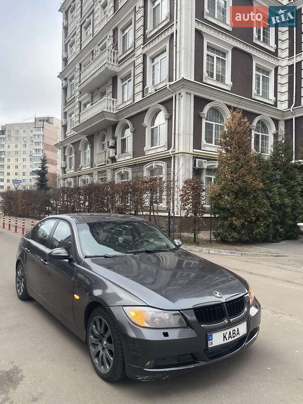 BMW 3 Series 2005