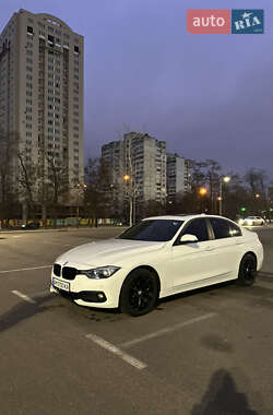 Седан BMW 3 Series 2016 в Києві