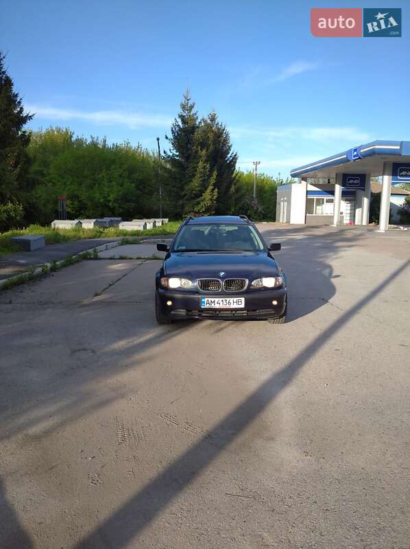 BMW 3 Series 2004