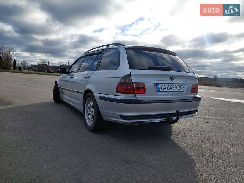 Універсал BMW 3 Series 2001 в Ічні